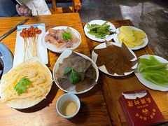 -城墙拐拐火锅(三峡广场黑金冠店)