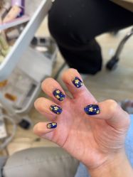 -斯馨·健康美甲美睫