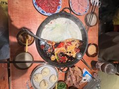 -周小明火锅(黑金冠社区店)