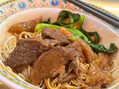 半筋半肉面-金杨拉面王小吃面馆·牛三宝面·红烧牛肉粉