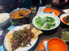 -川流不息·地道川菜·小龙虾(松东路店)