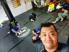 -金翼跆拳道巴西柔术拳击格斗学院