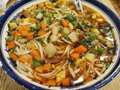 -陕味食族油泼面·小炒盖码面(双榆树店)