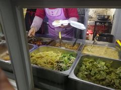 自助取餐区-咱家王新国把子肉(县东巷店)