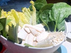 蔬菜拼盘-南城十里潮汕鲜牛火锅·鲜虾生滚粥(融汇老商埠店)