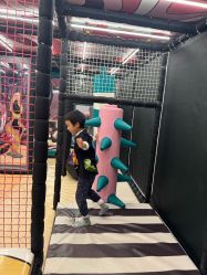 -MELAND CLUB亲子乐园·派对·餐厅(北京芳圆里ID MALL店)