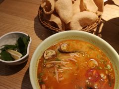 酸辣海鲜汤河粉-米纸越南小馆(金鹰世界店)