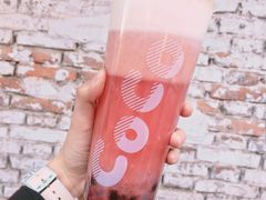 奶霜草莓果茶-CoCo都可(大兴店)