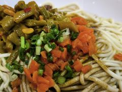 -王拐拐热干面·武汉三鲜豆皮(徐家汇店)