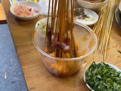 -李记称盘牛杂串串(广厦店)