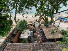 -城墙外BAR