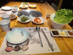 -唯成•韩国炭火烤肉 유성고기