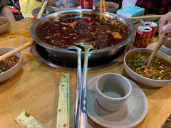 -肖肖酸萝卜鱼火锅(总店)