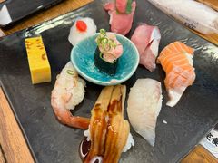 -元祖ぶっち切り寿司 魚心(三宫店)