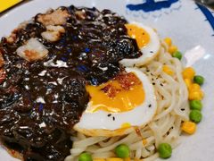 双溏心蛋炸酱面-中国凉都黄牛肉馆(杭州总店)