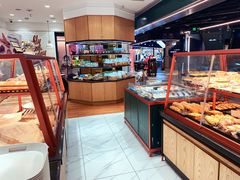 面包甜点陈列柜-多乐之日(和平伊势丹店)