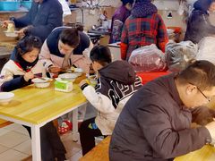 大堂-陈小五小吃部