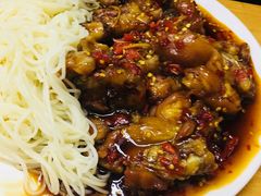 辣猪蹄-贤花饭店(城阳店)