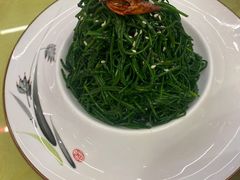 炝拌草原沙葱-德乐海蒙餐