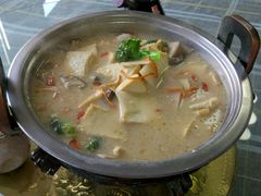 -天天向上素食餐厅(五台山店)