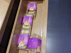 -焙丽拾光(麦凯乐直营店)