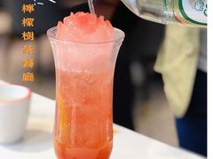 柚然自得的小美女-柠檬树茶餐厅(海雅缤纷城店)