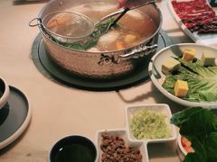 -左庭右院鲜牛肉火锅(浦江欢乐颂店)