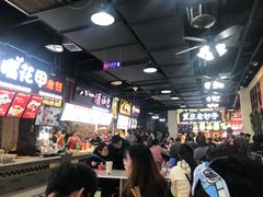 -八一好吃街·高品美食广场