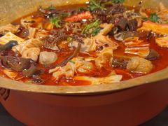 -毛肚向右·川渝毛肚王(经开永旺店)