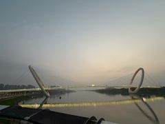 -南京眼步行桥