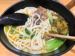 酸汤肥牛粉-三千粉牛肉米粉(来客茂店)
