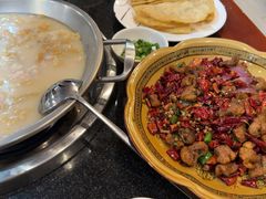 -老来福·非遗酸汤兔(凯旋路店)