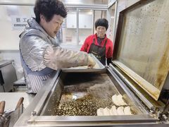 -周震馄饨