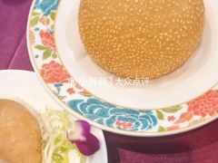 空心煎堆-唐苑酒家·岭南粤菜名店(太古仓店)