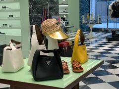 -PRADA普拉达(国金中心店)