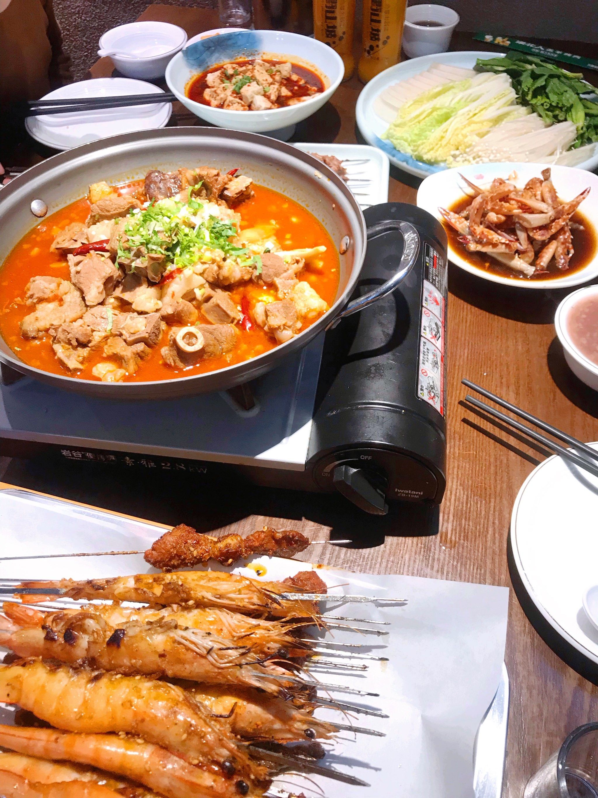 漠北人餐厅里的美食