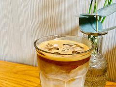 -尤加利咖啡馆