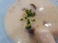 皮蛋瘦肉粥-红荔村肠粉(燕南店)