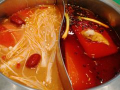 -巷子里头麻辣烫火锅串串(温江店)