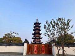 -龙华寺