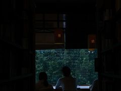 -西西弗书店(城西银泰城店)