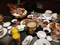 -半岛翡丽海鲜自助餐厅(观风亭店)