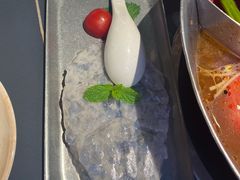 -由衷贵州酸汤牛肉火锅(新桥店)