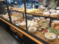 -焙丽拾光(麦凯乐直营店)