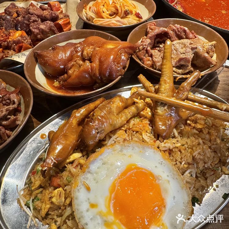 真的是江汉路最好吃的重庆火锅！！！