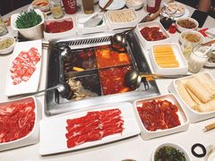 -海底捞火锅鲜切牛肉主题店(长寿路店)