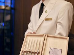 -罗宾斯牛排馆(重庆丽晶酒店)