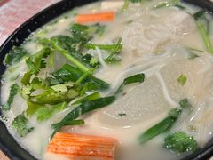 -肥汁米蘭香港米线(定西路店)