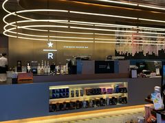 -星巴克臻选(上海虹桥新天地三店)