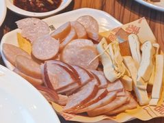 -六泰居·尔滨地标·东北菜(松北店)